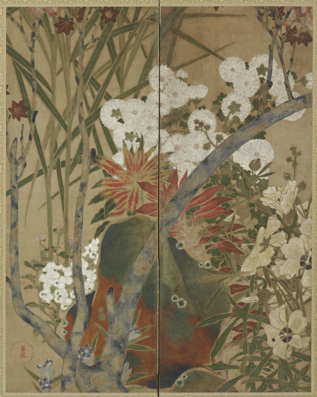 Ein japanischer Bildschirm mit einer leuchtenden Malerei von üppigen Blumen und Pflanzen in feiner Detailarbeit.
