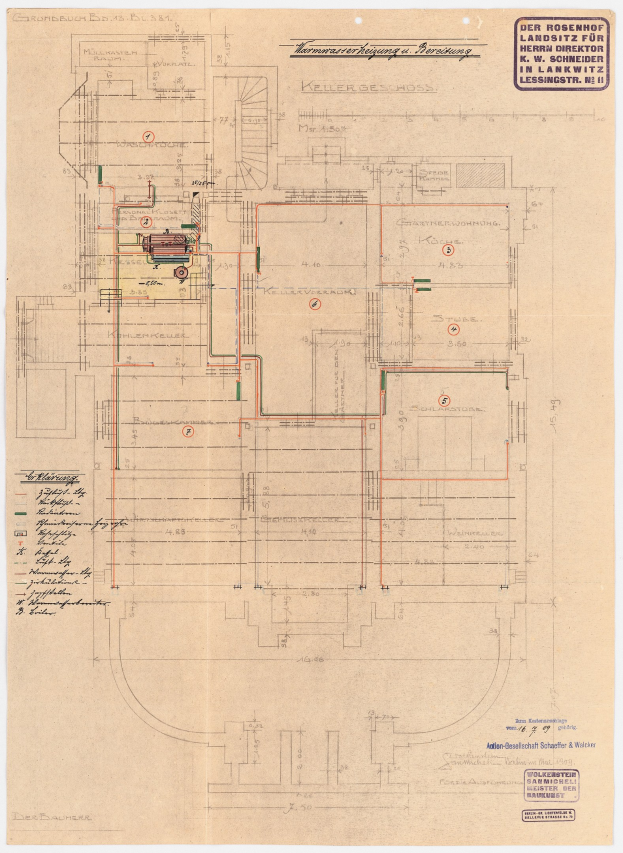 Schwarz-weißer Architekturplan vom Rosenhof-Krankenhaus in Hamburg, Deutschland, der detaillierte Grundrisse mit zahlreichen Stromkabeln und beschriftete Räume, Flure und Merkmale zeigt.