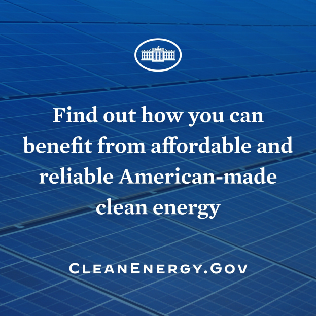 Plakat mit einem blauen Kreis-Logo, das einen weißen Stern enthält, sowie weißen Text, der "Finden Sie heraus, wie Sie von erschwinglicher und zuverlässiger amerikanischer Made Clean Energy profitieren können", und einem hellblauen Hintergrund.