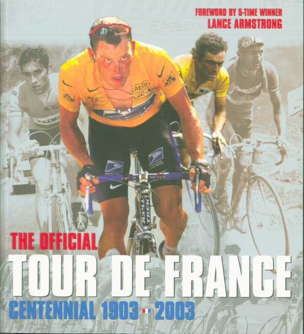 Offizielles Tour-de-France-Jubiläumsplakat (1903–2003) mit einer Gruppe von Radfahrern auf Fahrrädern und Text mit Veranstaltungshinweisen.