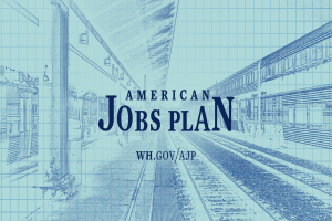 Blaupause eines Bahnhofs mit der Aufschrift "American Jobs Plan" und einem Zug auf der rechten Seite.